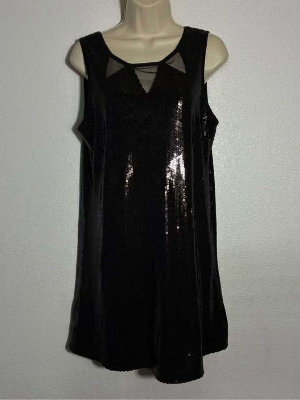 Olsenboye Sparkly black sequin sleeveless dress Size Medium